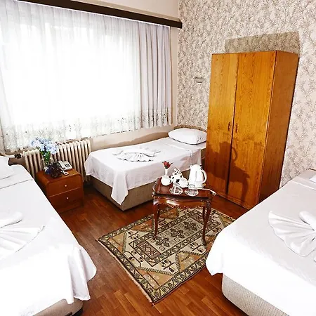Hotel Sipahi 2*